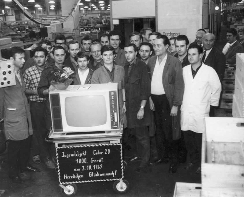 Am 2. Oktober 1969 - einen Tag vor der Eröffnung des Farbfernsehsenders - haben die Staßfurter den 1000en Color 20 gebaut